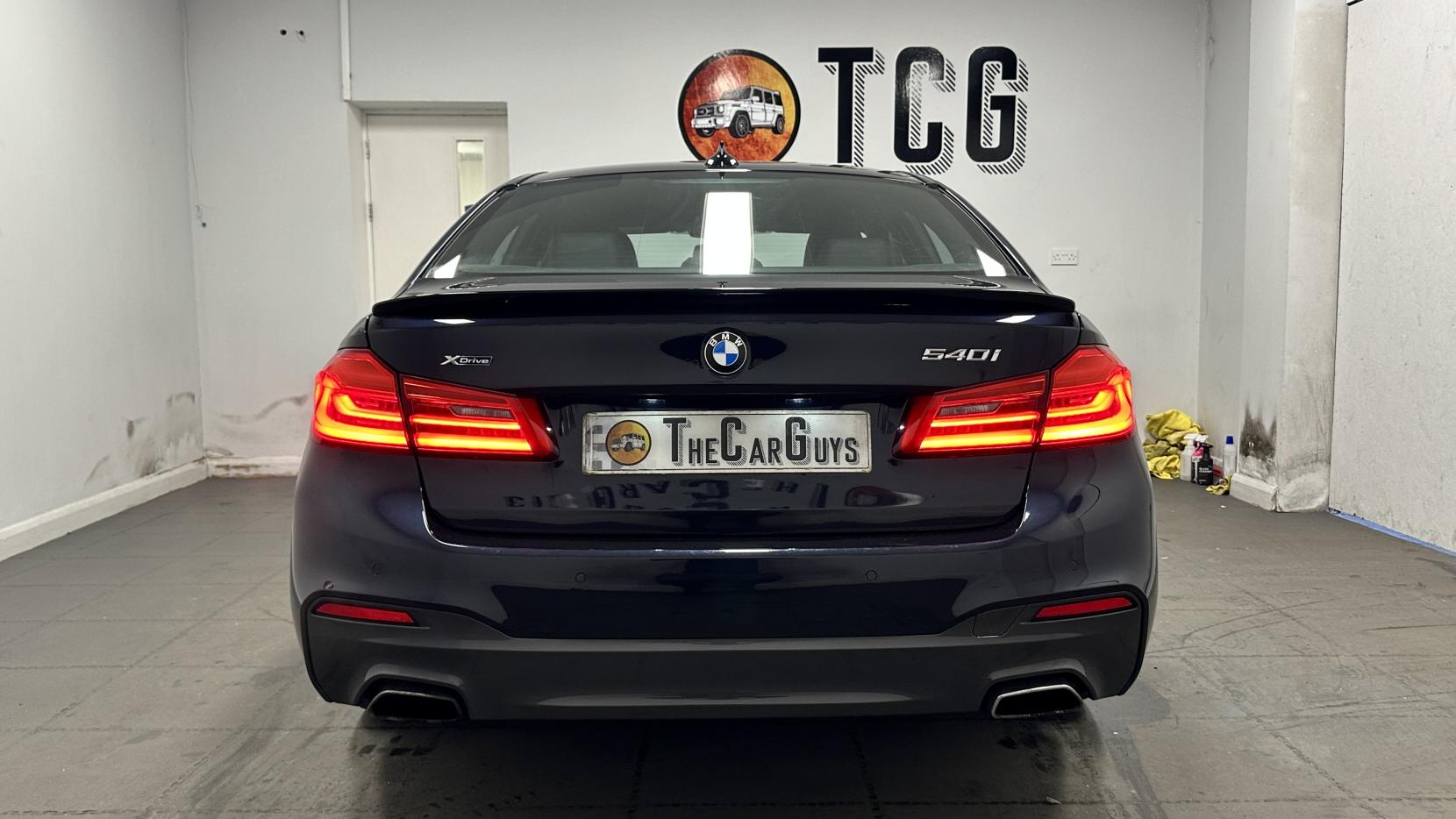 BMW 5 Series 3.0 540i M Sport Saloon 4dr Petrol Auto xDrive Euro 6 (s/s) (340 ps)