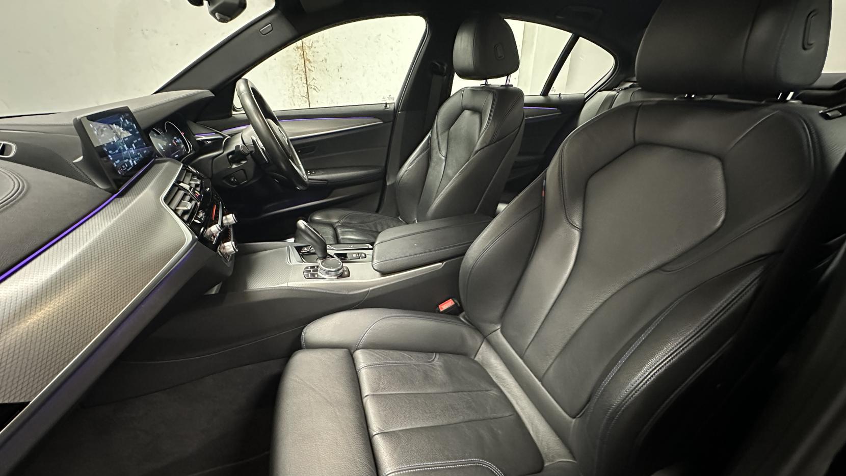 BMW 5 Series 3.0 540i M Sport Saloon 4dr Petrol Auto xDrive Euro 6 (s/s) (340 ps)