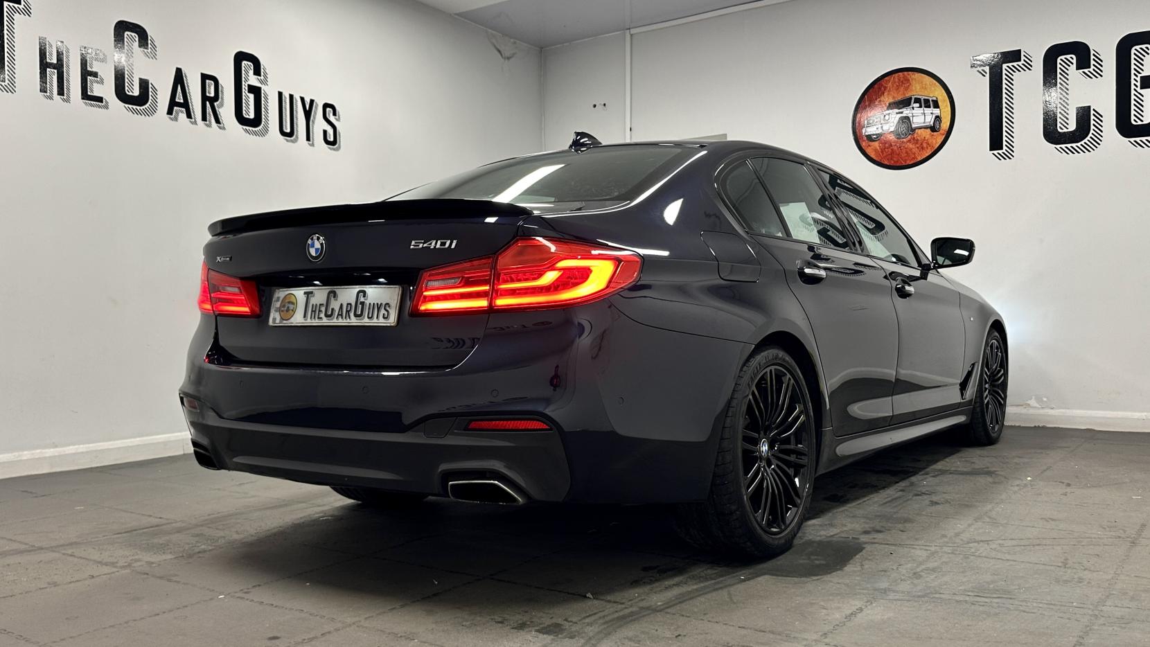 BMW 5 Series 3.0 540i M Sport Saloon 4dr Petrol Auto xDrive Euro 6 (s/s) (340 ps)