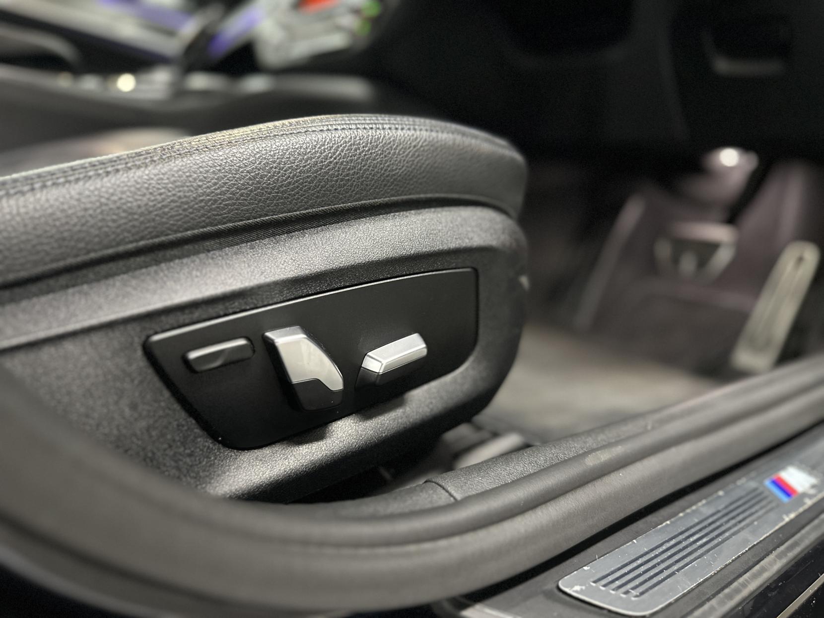 BMW 5 Series 3.0 540i M Sport Saloon 4dr Petrol Auto xDrive Euro 6 (s/s) (340 ps)