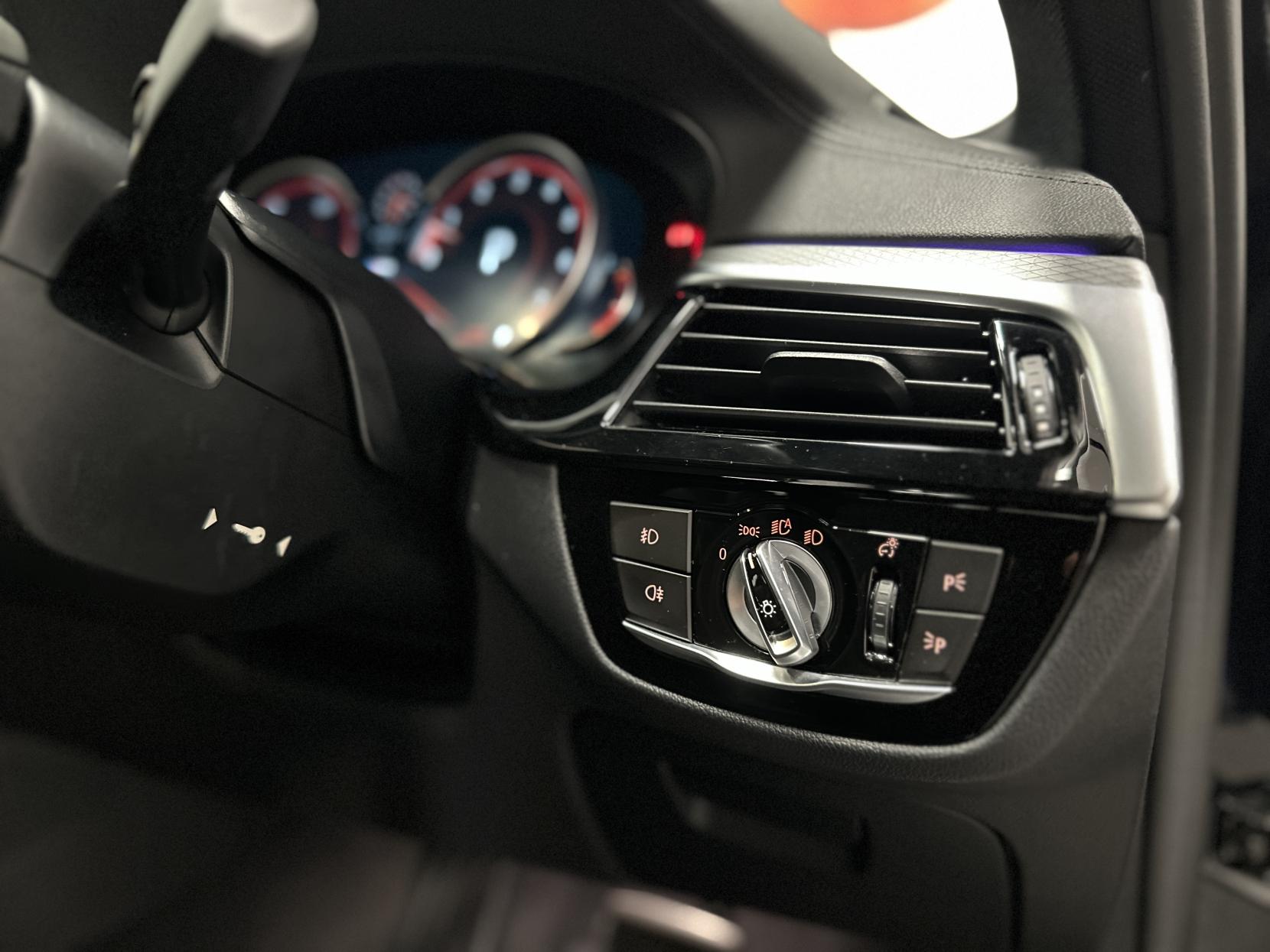 BMW 5 Series 3.0 540i M Sport Saloon 4dr Petrol Auto xDrive Euro 6 (s/s) (340 ps)