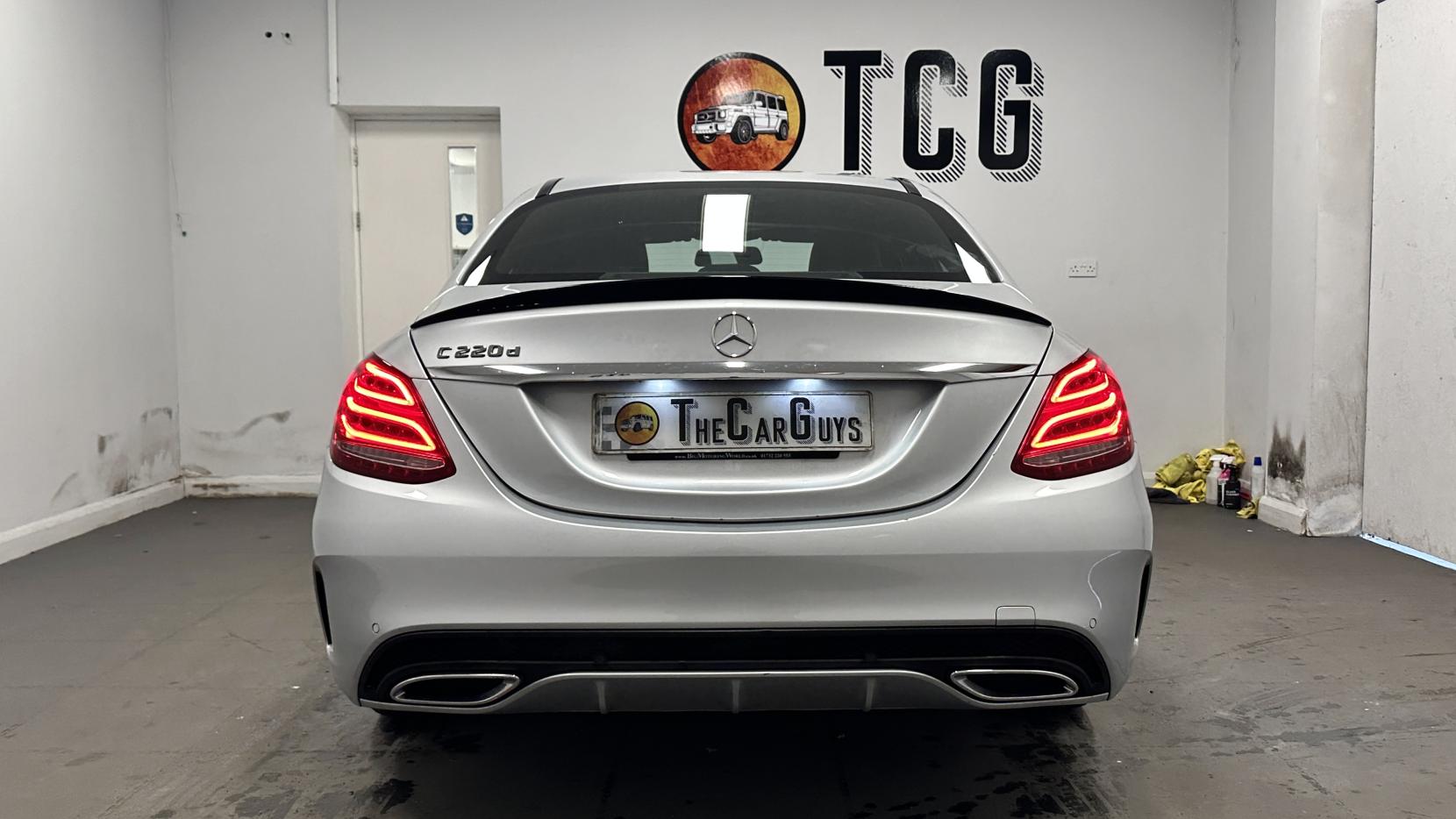 Mercedes-Benz C Class 2.1 C220d AMG Line Saloon 4dr Diesel G-Tronic+ Euro 6 (s/s) (170 ps)