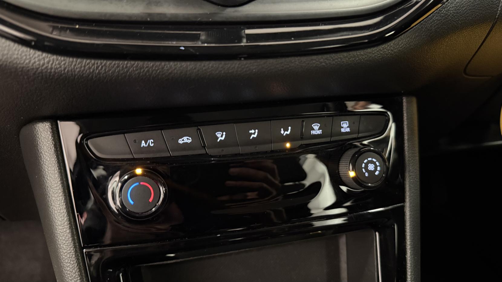 Vauxhall Astra 1.6i Turbo SRi Hatchback 5dr Petrol Manual Euro 6 (s/s) (200 ps)