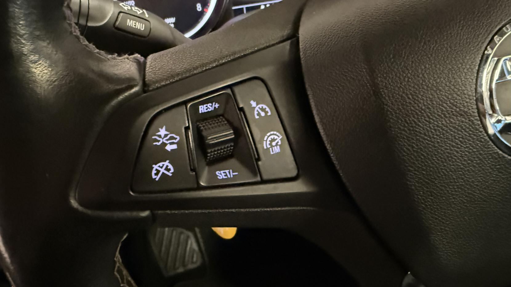 Vauxhall Astra 1.6i Turbo SRi Hatchback 5dr Petrol Manual Euro 6 (s/s) (200 ps)