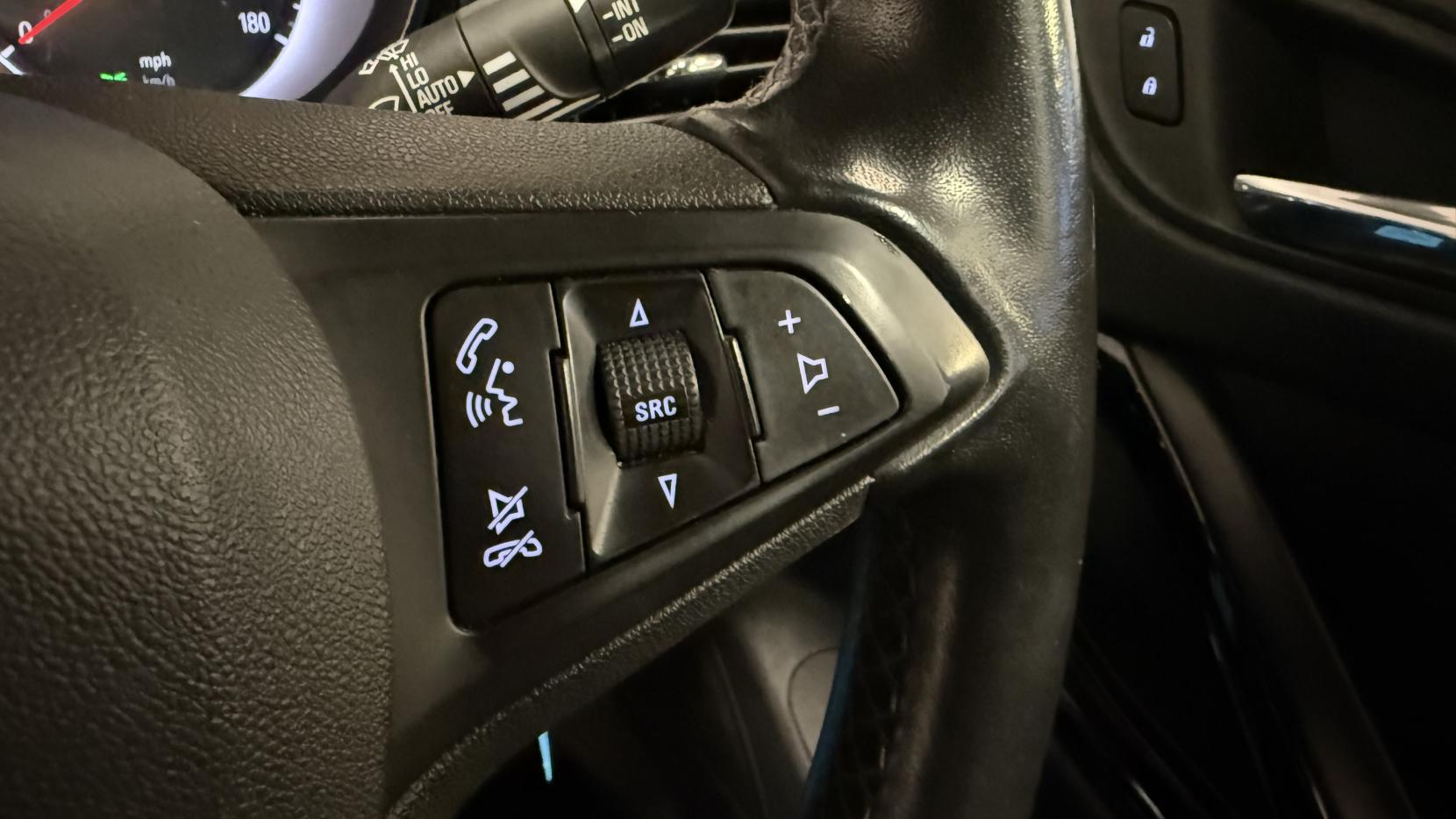 Vauxhall Astra 1.6i Turbo SRi Hatchback 5dr Petrol Manual Euro 6 (s/s) (200 ps)