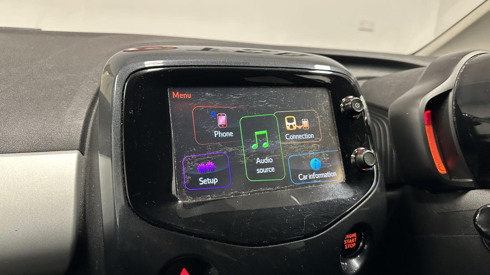 Toyota AYGO 1.0 VVT-i x-clusiv 2 x-wave 5dr Petrol Manual Euro 6 (68 ps)