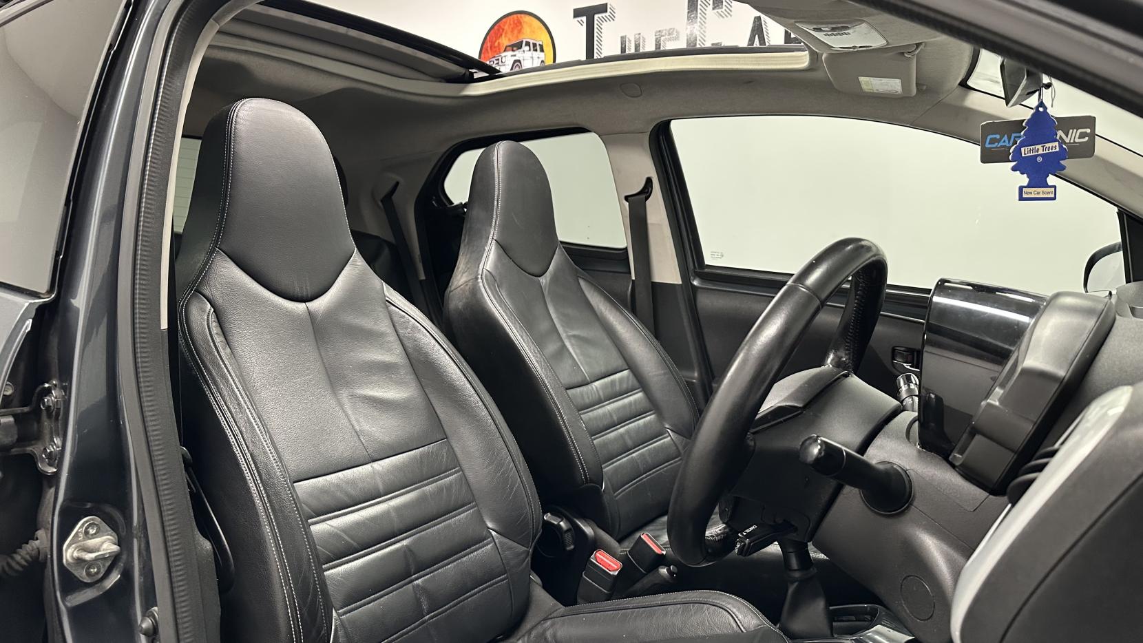 Toyota AYGO 1.0 VVT-i x-clusiv 2 x-wave 5dr Petrol Manual Euro 6 (68 ps)