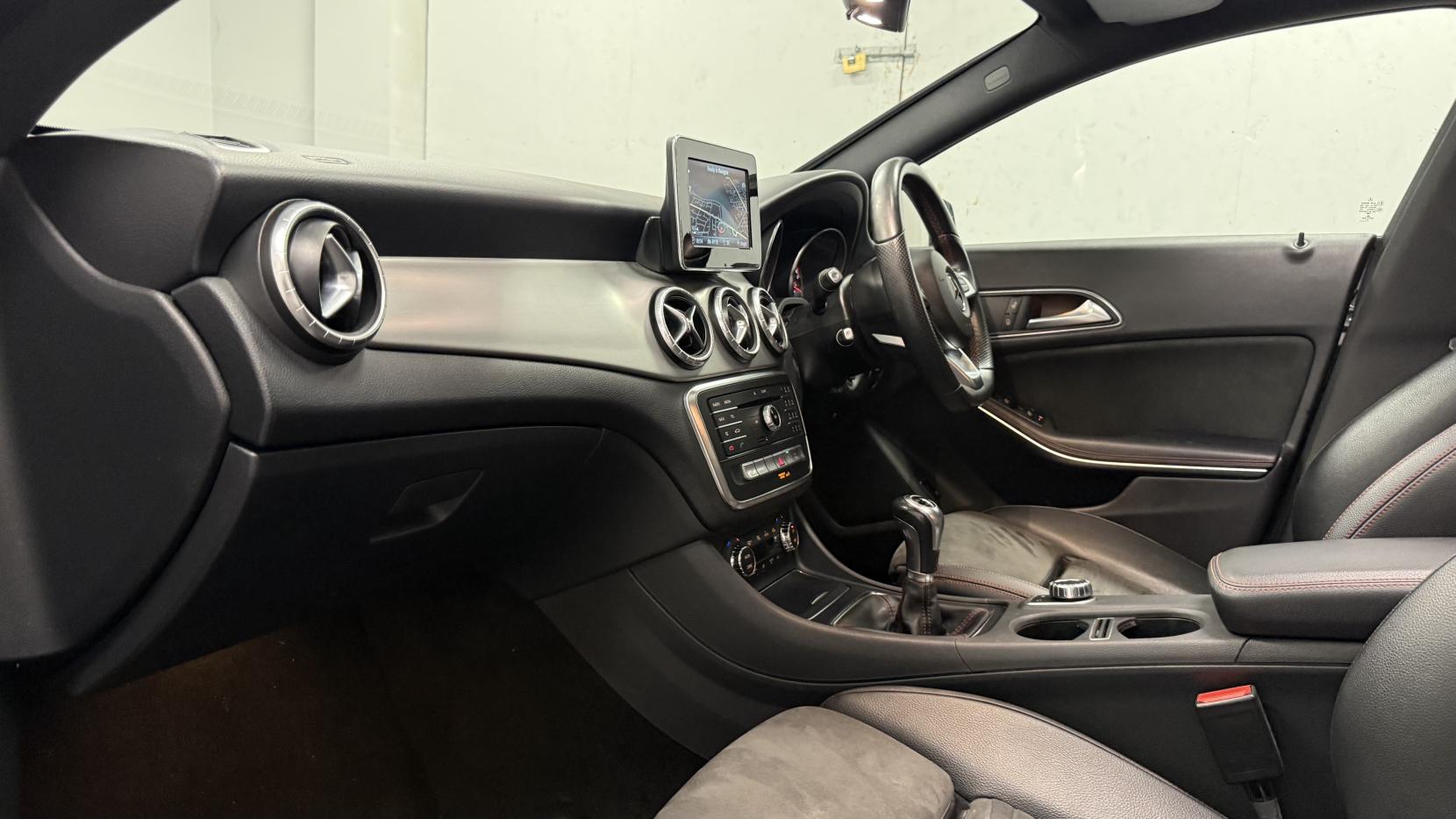 Mercedes-Benz CLA 1.6 CLA180 AMG Line Coupe 4dr Petrol Manual Euro 6 (s/s) (122 ps)