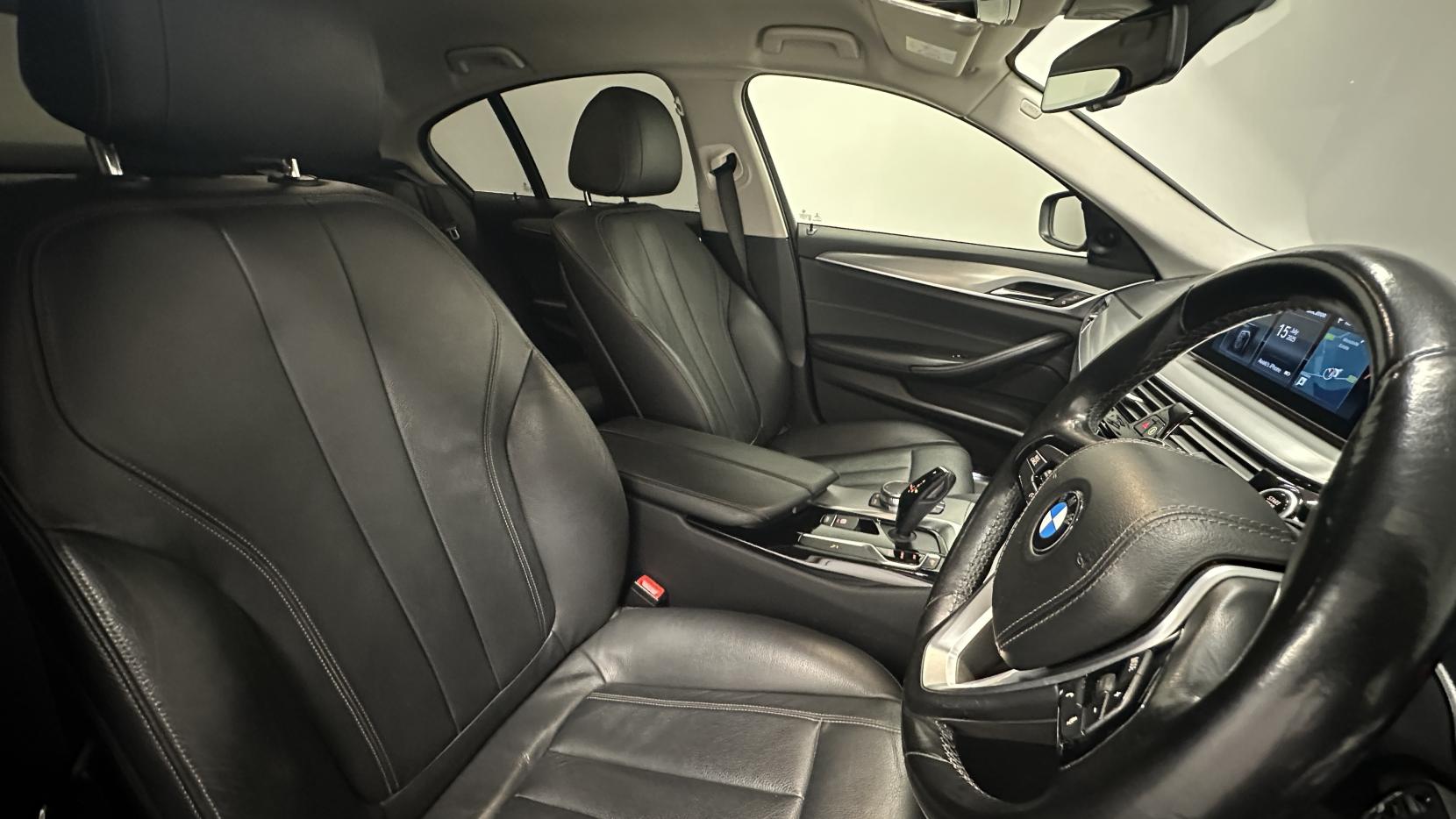 BMW 5 Series 2.0 520d SE Saloon 4dr Diesel Auto xDrive Euro 6 (s/s) (190 ps)