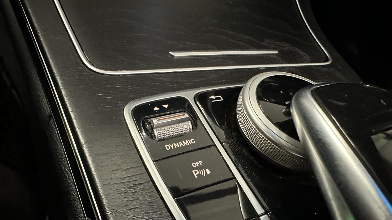 Mercedes-Benz C Class 2.1 C250d AMG Line (Premium Plus) Coupe 2dr Diesel G-Tronic+ Euro 6 (s/s) (204 ps)