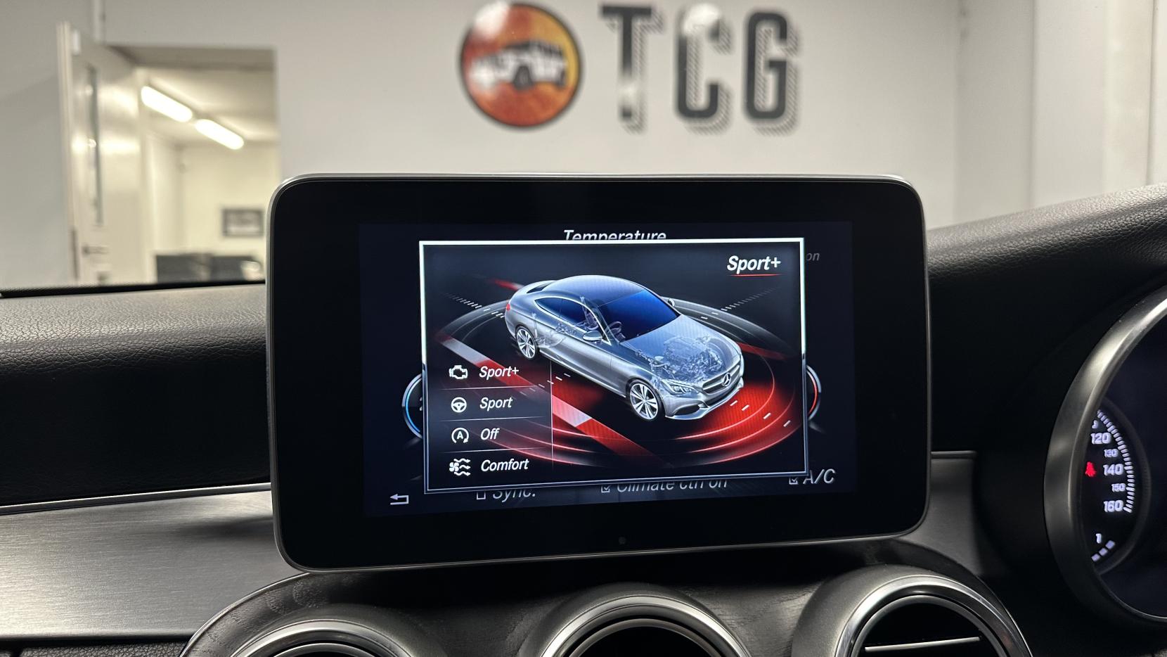 Mercedes-Benz C Class 2.1 C250d AMG Line (Premium Plus) Coupe 2dr Diesel G-Tronic+ Euro 6 (s/s) (204 ps)