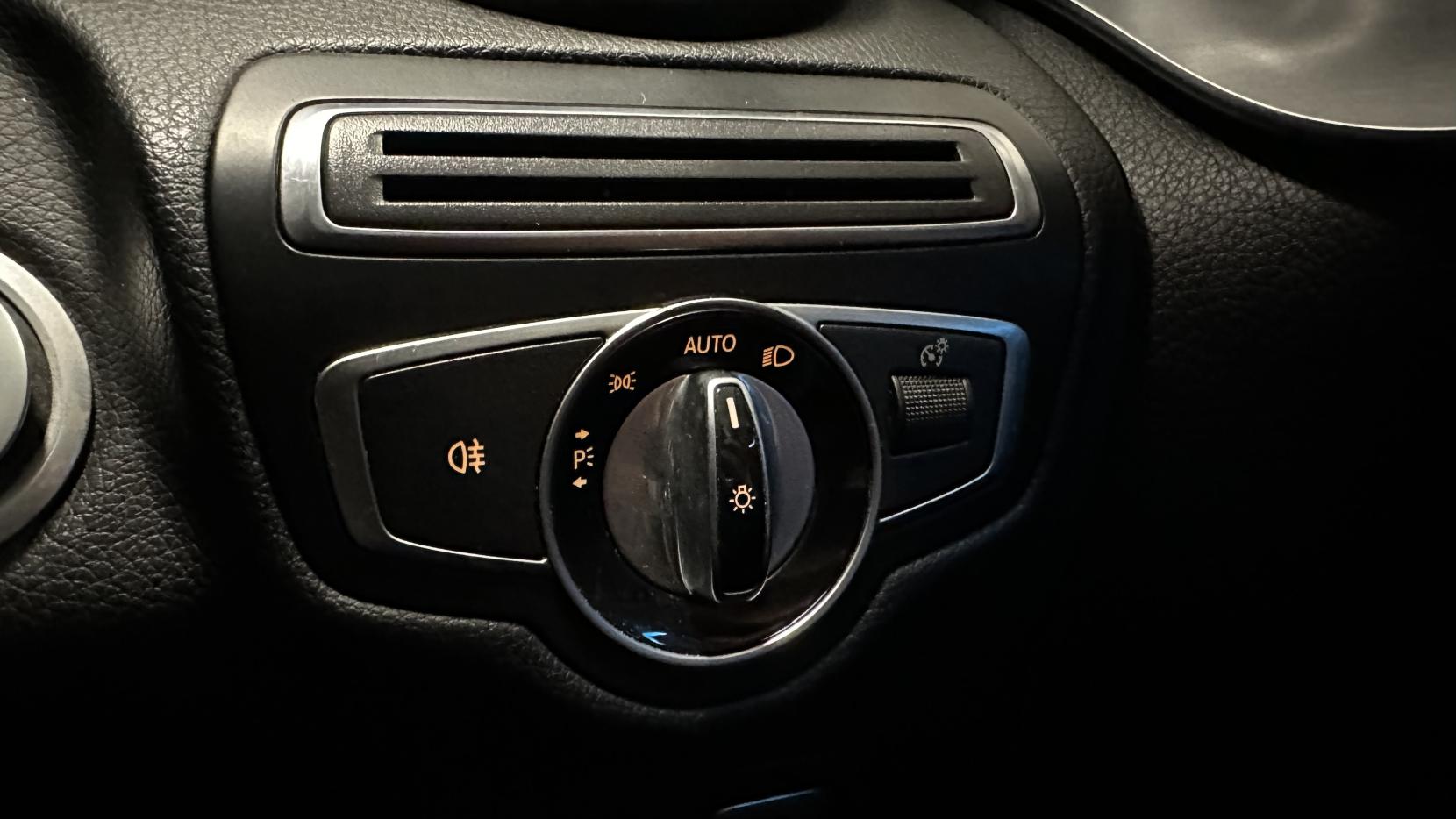 Mercedes-Benz C Class 2.1 C250d AMG Line (Premium Plus) Coupe 2dr Diesel G-Tronic+ Euro 6 (s/s) (204 ps)