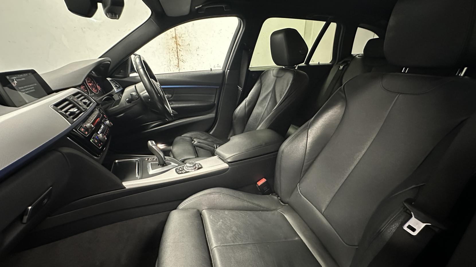 BMW 3 Series 2.0 320i M Sport Touring 5dr Petrol Auto xDrive Euro 6 (s/s) (184 ps)