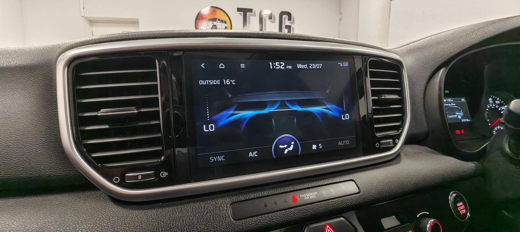 Kia Sportage 1.6 CRDi MHEV JBL Black Edition SUV 5dr Diesel Hybrid DCT Euro 6 (s/s) (134 bhp)