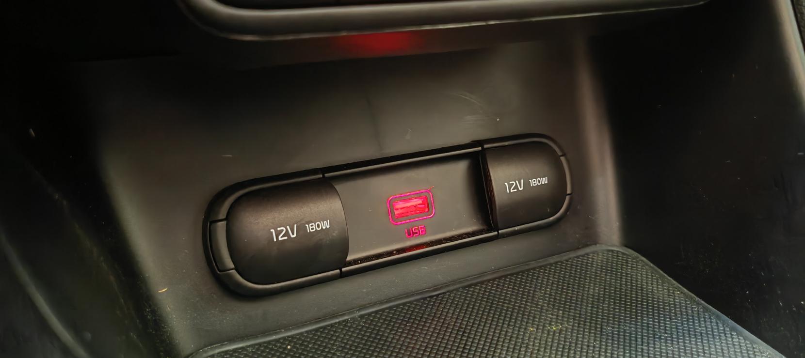 Kia Sportage 1.6 CRDi MHEV JBL Black Edition SUV 5dr Diesel Hybrid DCT Euro 6 (s/s) (134 bhp)