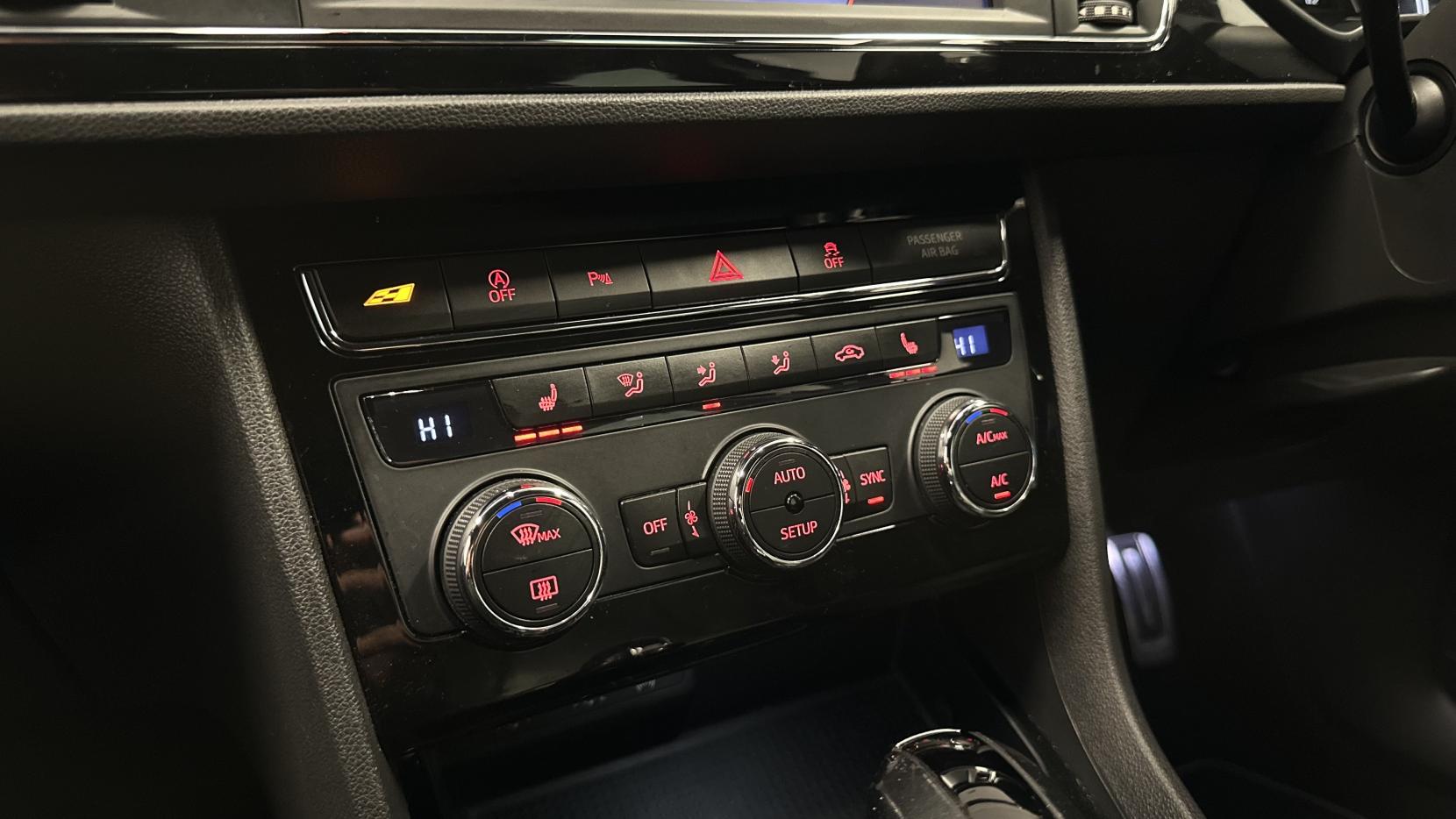 SEAT Leon 2.0 TSI Cupra 300 Hatchback 5dr Petrol DSG Euro 6 (s/s) (300 ps)