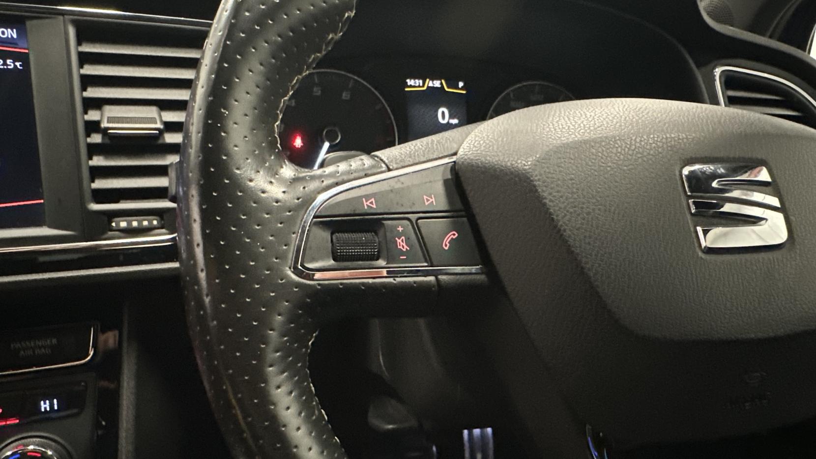 SEAT Leon 2.0 TSI Cupra 300 Hatchback 5dr Petrol DSG Euro 6 (s/s) (300 ps)