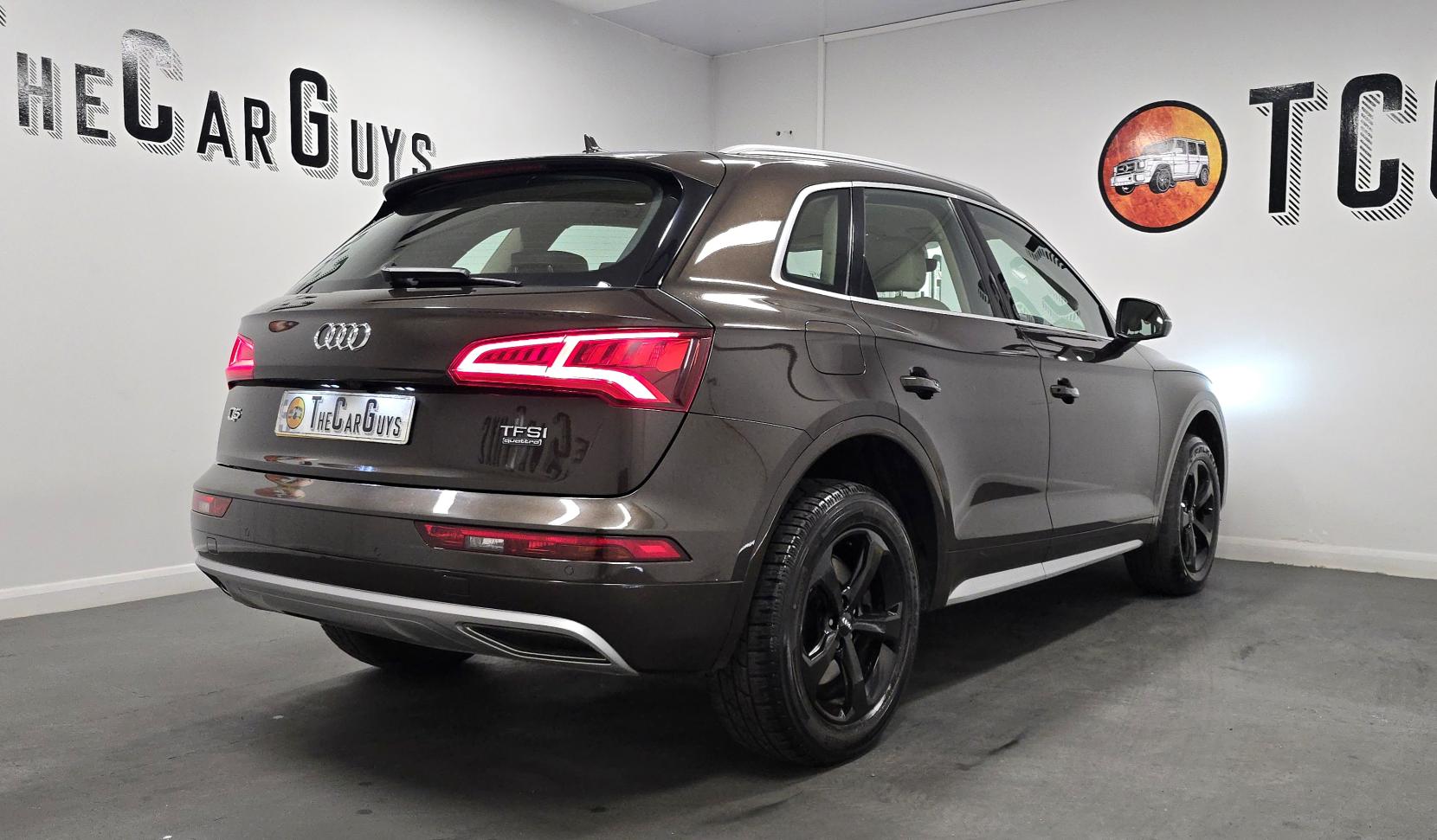 Audi Q5 2.0 TFSI Sport SUV 5dr Petrol S Tronic quattro Euro 6 (s/s) (252 ps)