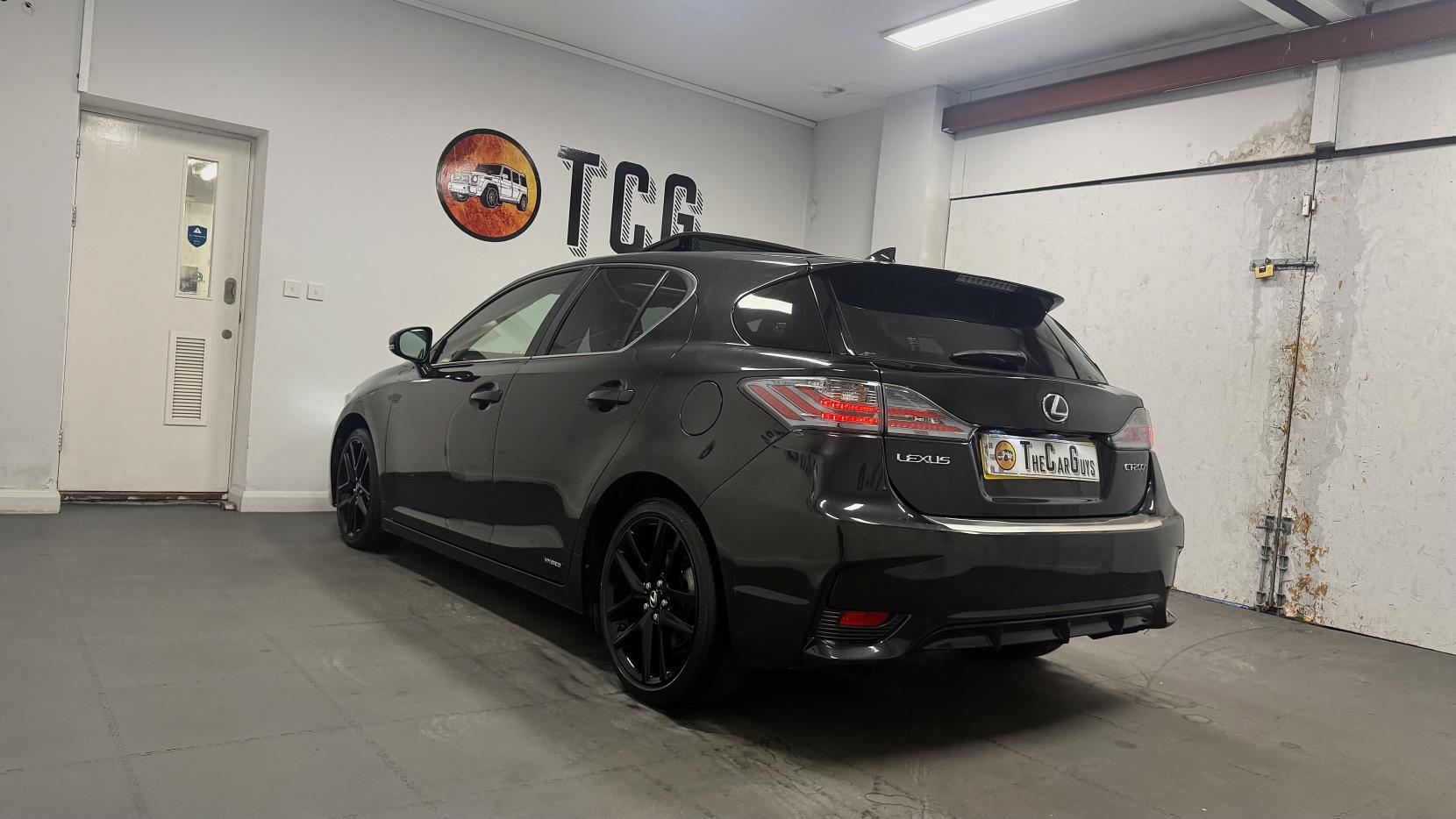 Lexus CT 1.8 200h Sport Hatchback 5dr Petrol Hybrid CVT Euro 6 (s/s) (136 ps)