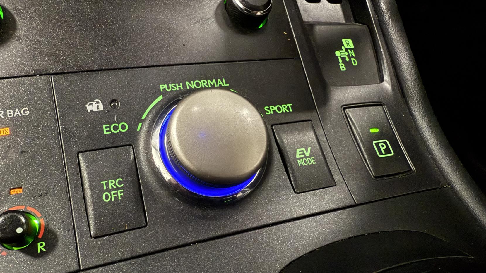 Lexus CT 1.8 200h Sport Hatchback 5dr Petrol Hybrid CVT Euro 6 (s/s) (136 ps)