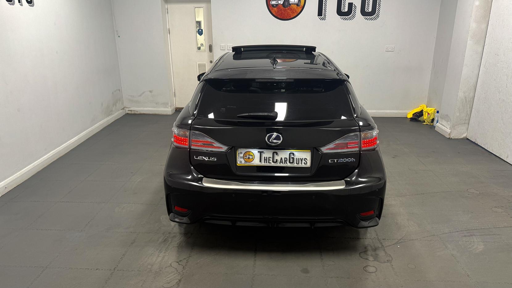 Lexus CT 1.8 200h Sport Hatchback 5dr Petrol Hybrid CVT Euro 6 (s/s) (136 ps)