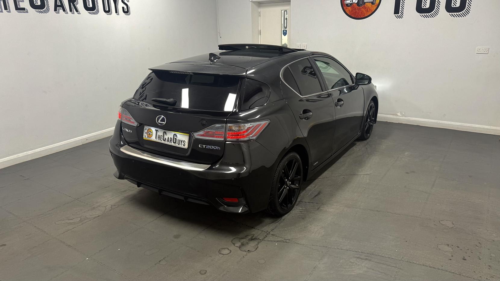 Lexus CT 1.8 200h Sport Hatchback 5dr Petrol Hybrid CVT Euro 6 (s/s) (136 ps)