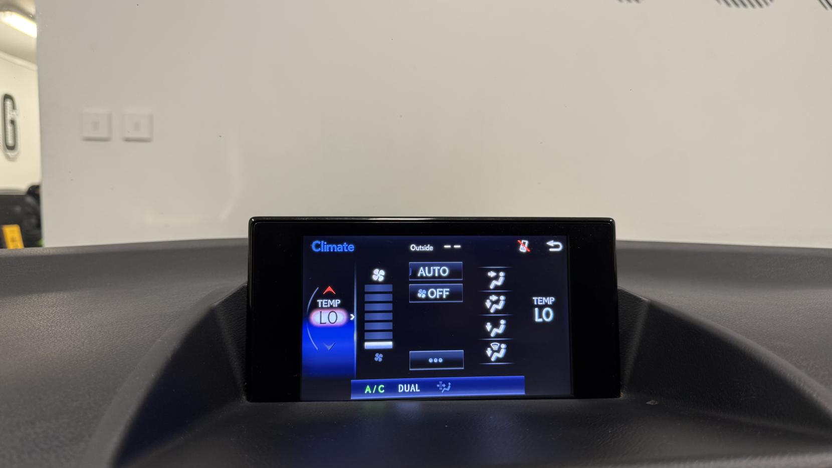 Lexus CT 1.8 200h Sport Hatchback 5dr Petrol Hybrid CVT Euro 6 (s/s) (136 ps)