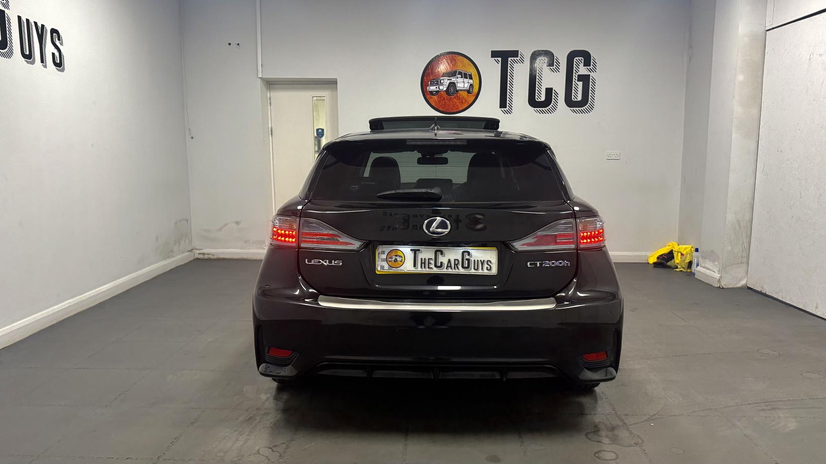 Lexus CT 1.8 200h Sport Hatchback 5dr Petrol Hybrid CVT Euro 6 (s/s) (136 ps)