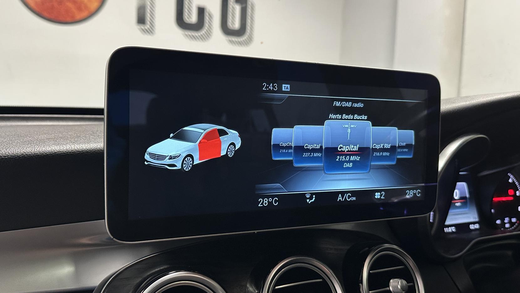 Mercedes-Benz GLC 2.1 GLC220d AMG Line (Premium) Coupe 5dr Diesel G-Tronic+ 4MATIC Euro 6 (s/s) (170 ps)