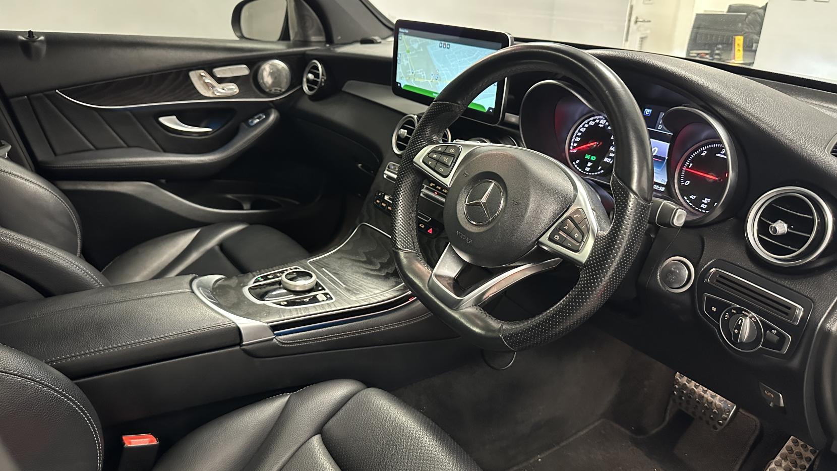 Mercedes-Benz GLC 2.1 GLC220d AMG Line (Premium) Coupe 5dr Diesel G-Tronic+ 4MATIC Euro 6 (s/s) (170 ps)