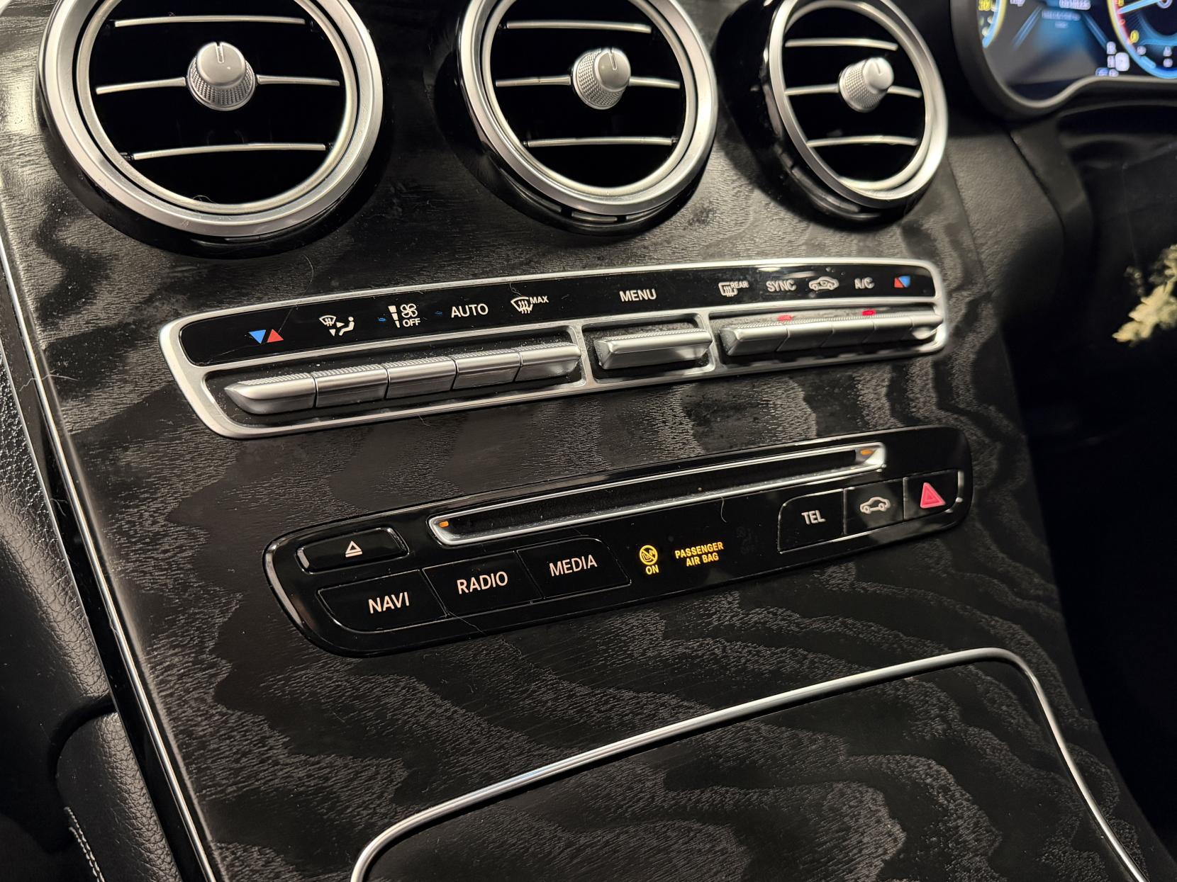 Mercedes-Benz GLC 2.1 GLC220d AMG Line (Premium) Coupe 5dr Diesel G-Tronic+ 4MATIC Euro 6 (s/s) (170 ps)
