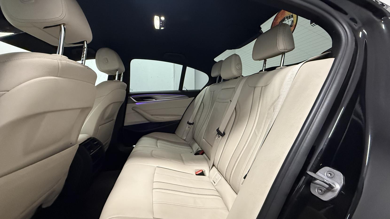 BMW 5 Series 2.0 520d M Sport Saloon 4dr Diesel Auto Euro 6 (s/s) (190 ps)