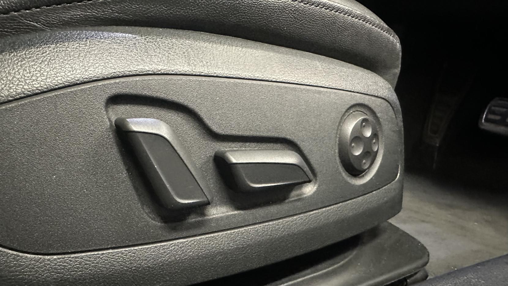 Audi A5 2.0 TDI S line Sportback 5dr Diesel S Tronic quattro Euro 6 (s/s) (190 ps)