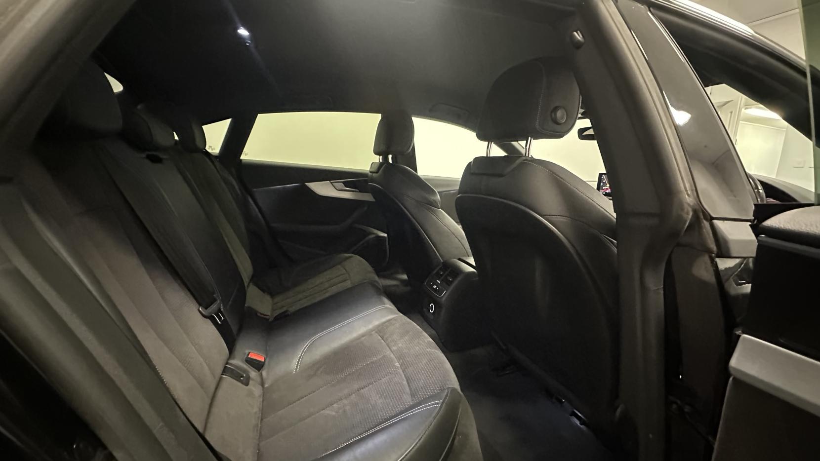 Audi A5 2.0 TDI S line Sportback 5dr Diesel S Tronic quattro Euro 6 (s/s) (190 ps)