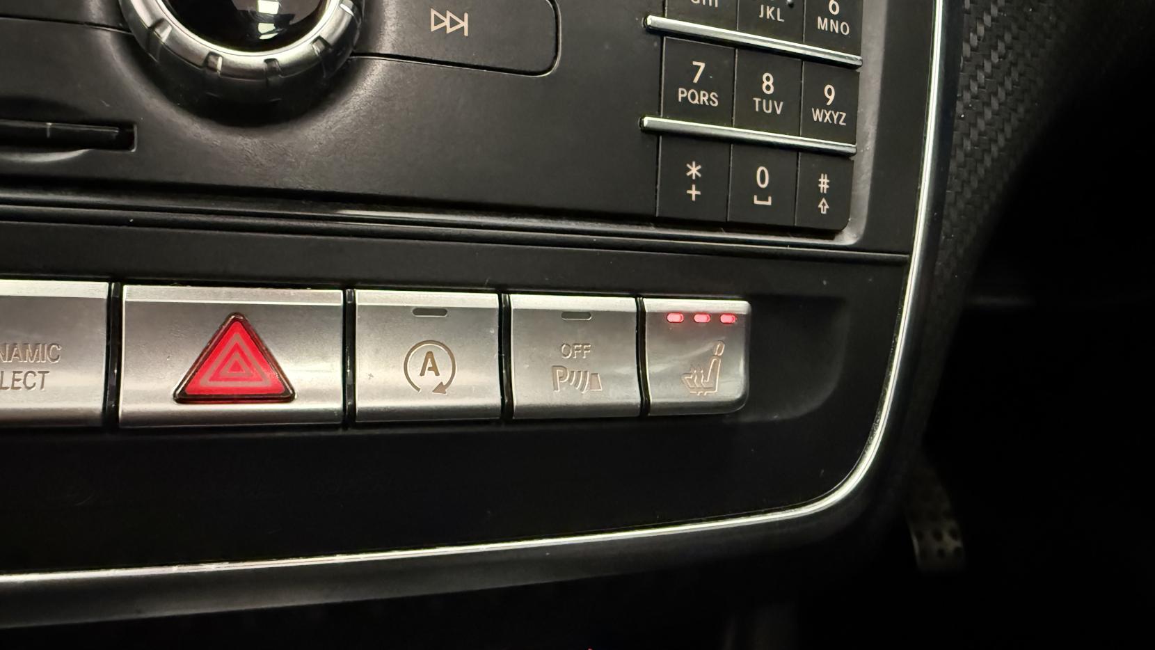 Mercedes-Benz A Class 1.6 A200 AMG Line (Premium Plus) Hatchback 5dr Petrol 7G-DCT Euro 6 (s/s) (156 ps)