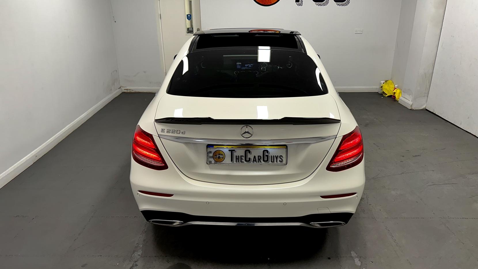 Mercedes-Benz E Class 2.0 E220d AMG Line (Premium Plus) Saloon 4dr Diesel G-Tronic+ Euro 6 (s/s) (194 ps)