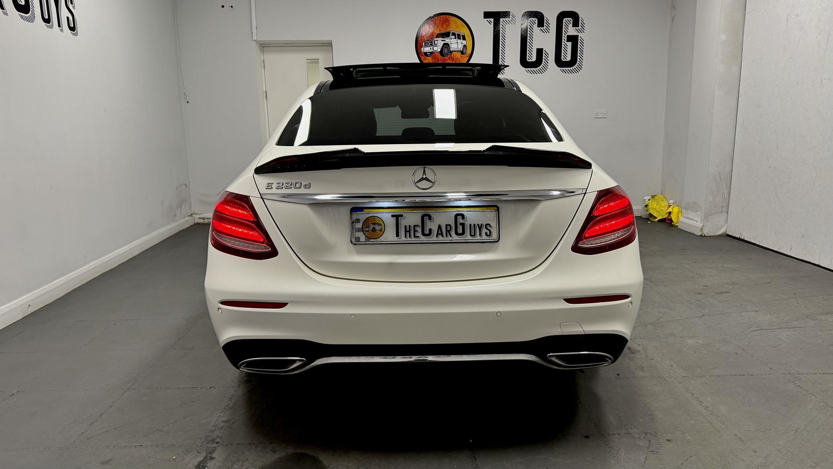 Mercedes-Benz E Class 2.0 E220d AMG Line (Premium Plus) Saloon 4dr Diesel G-Tronic+ Euro 6 (s/s) (194 ps)