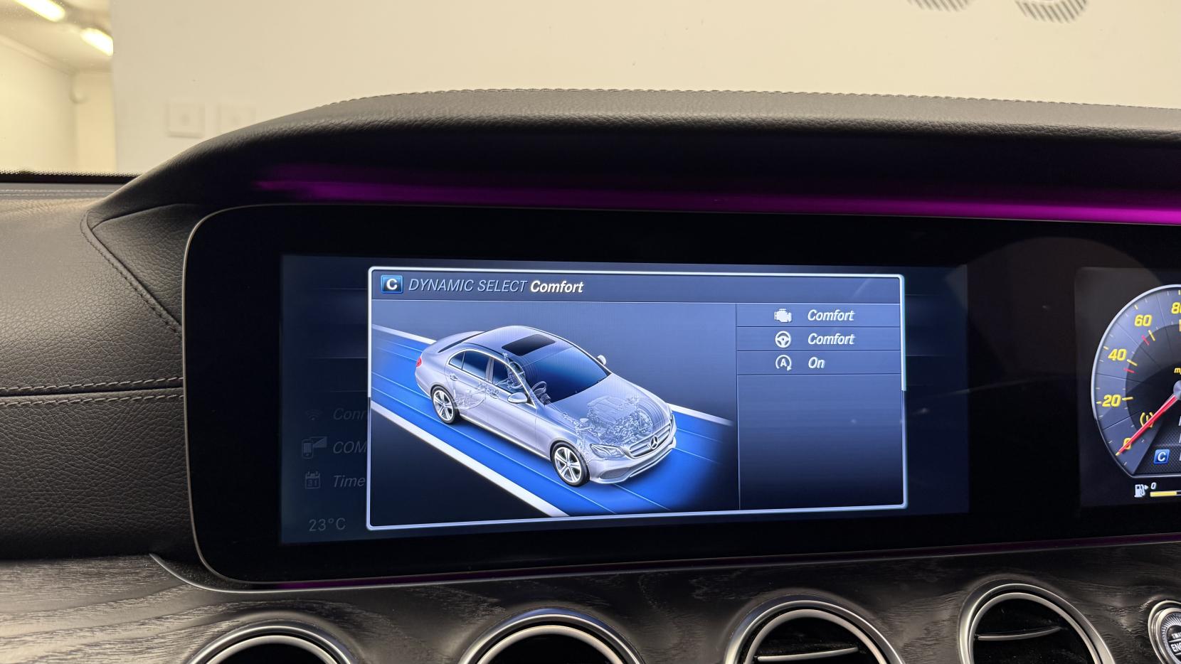 Mercedes-Benz E Class 2.0 E220d AMG Line (Premium Plus) Saloon 4dr Diesel G-Tronic+ Euro 6 (s/s) (194 ps)