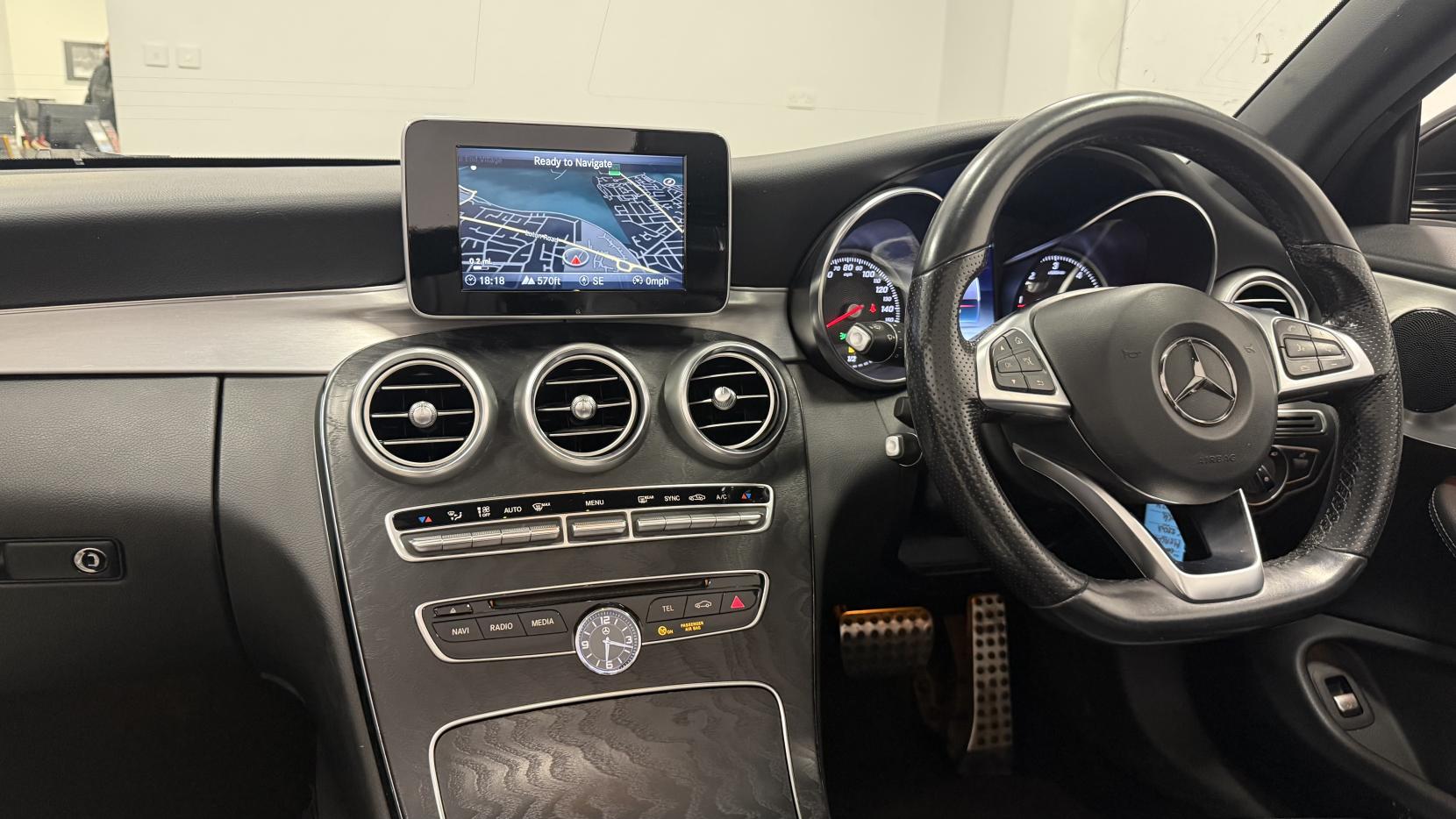 Mercedes-Benz C Class 2.1 C220d AMG Line Cabriolet 2dr Diesel G-Tronic+ Euro 6 (s/s) (170 ps)