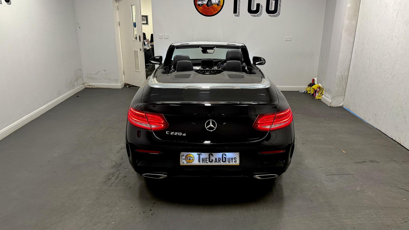 Mercedes-Benz C Class 2.1 C220d AMG Line Cabriolet 2dr Diesel G-Tronic+ Euro 6 (s/s) (170 ps)