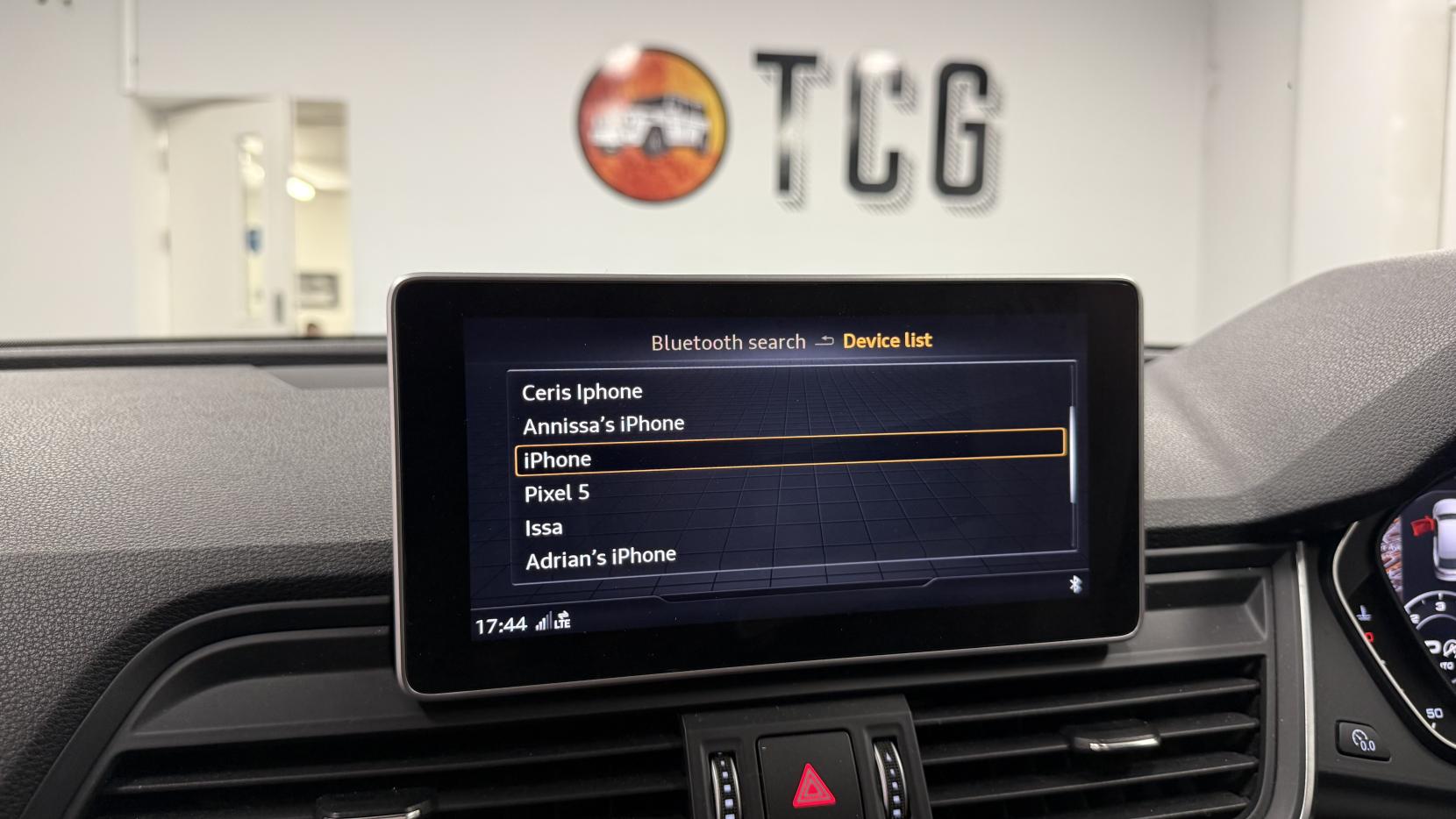 Audi Q5 2.0 TDI 40 S line SUV 5dr Diesel S Tronic quattro Euro 6 (s/s) (190 ps)