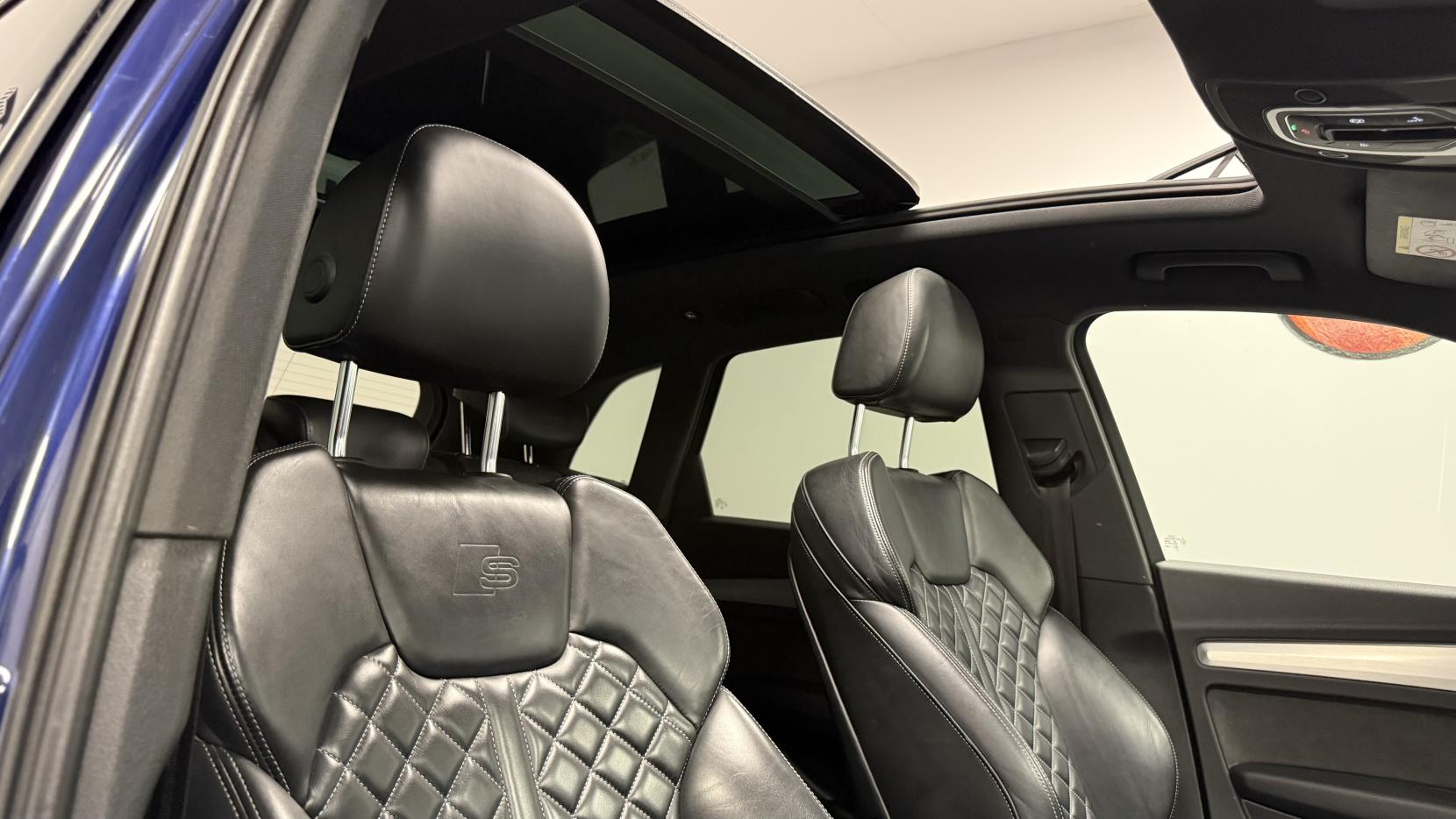 Audi Q5 2.0 TDI 40 S line SUV 5dr Diesel S Tronic quattro Euro 6 (s/s) (190 ps)