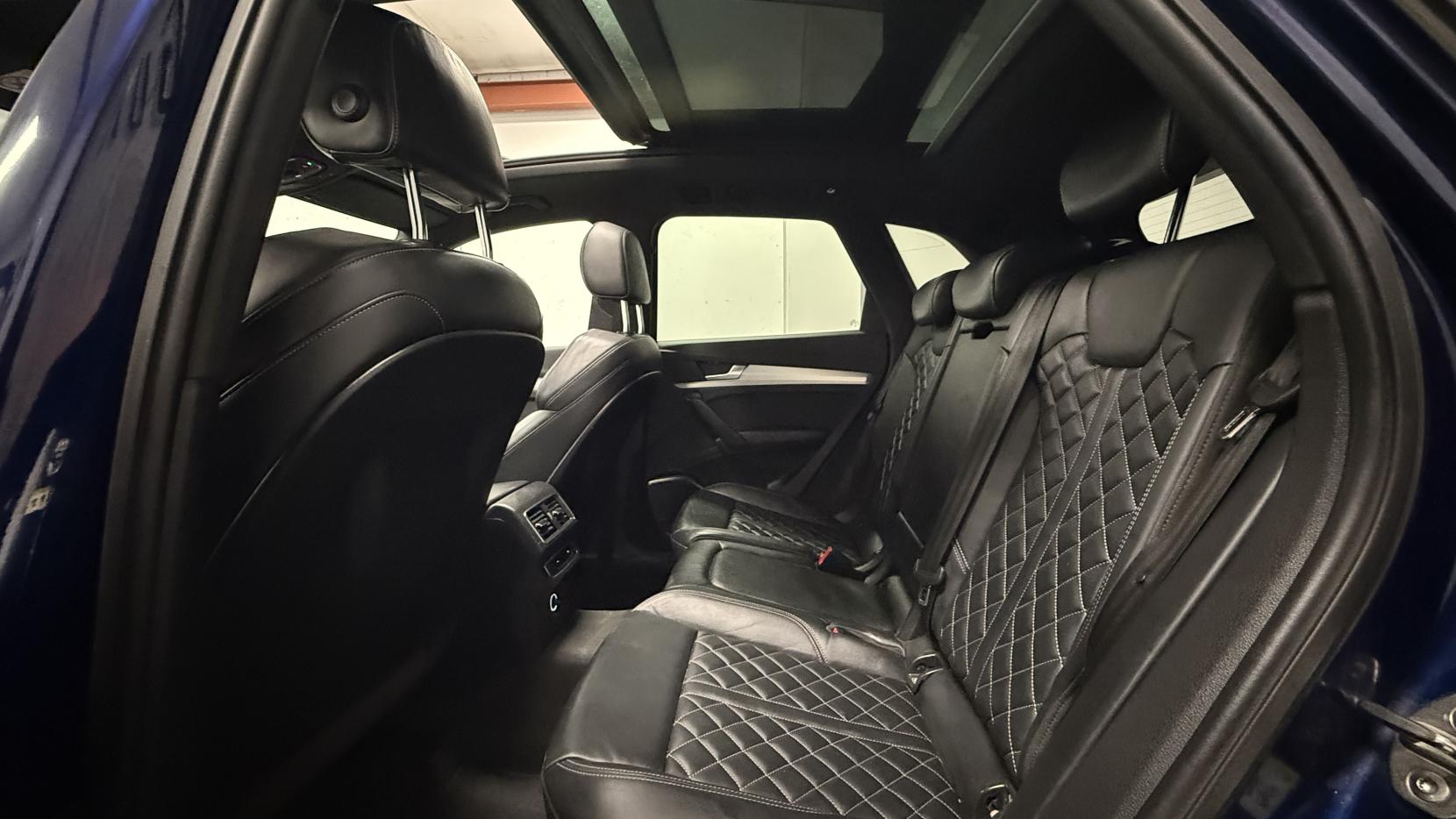 Audi Q5 2.0 TDI 40 S line SUV 5dr Diesel S Tronic quattro Euro 6 (s/s) (190 ps)