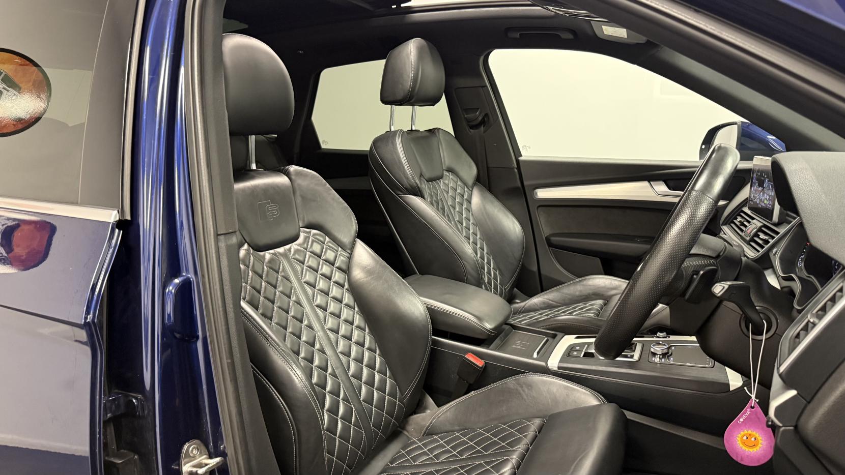 Audi Q5 2.0 TDI 40 S line SUV 5dr Diesel S Tronic quattro Euro 6 (s/s) (190 ps)