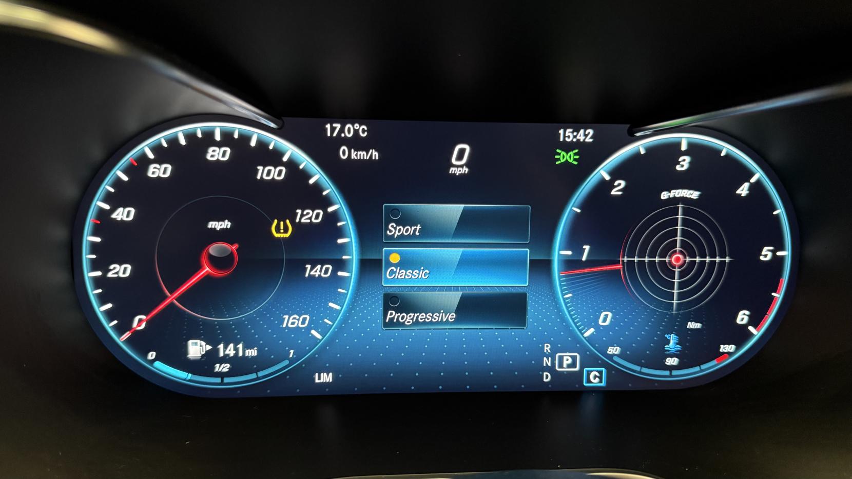 Mercedes-Benz C Class 2.0 C220d AMG Line (Premium) Saloon 4dr Diesel G-Tronic+ Euro 6 (s/s) (194 ps)