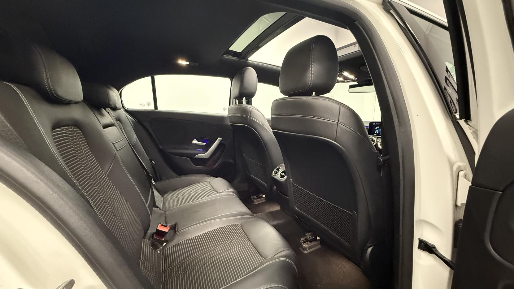 Mercedes-Benz A Class 1.5 A180d Sport (Premium Plus) Hatchback 5dr Diesel 7G-DCT Euro 6 (s/s) (116 ps)