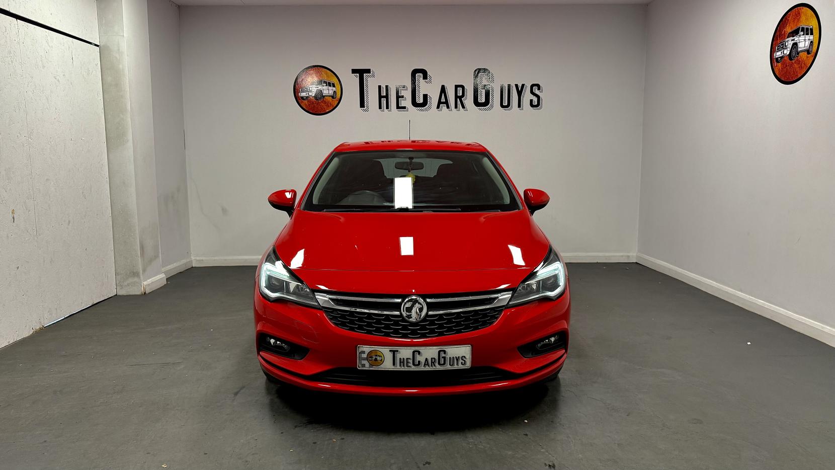 Vauxhall Astra 1.0i Turbo ecoTEC Design Hatchback 5dr Petrol Manual Euro 6 (s/s) (105 ps)