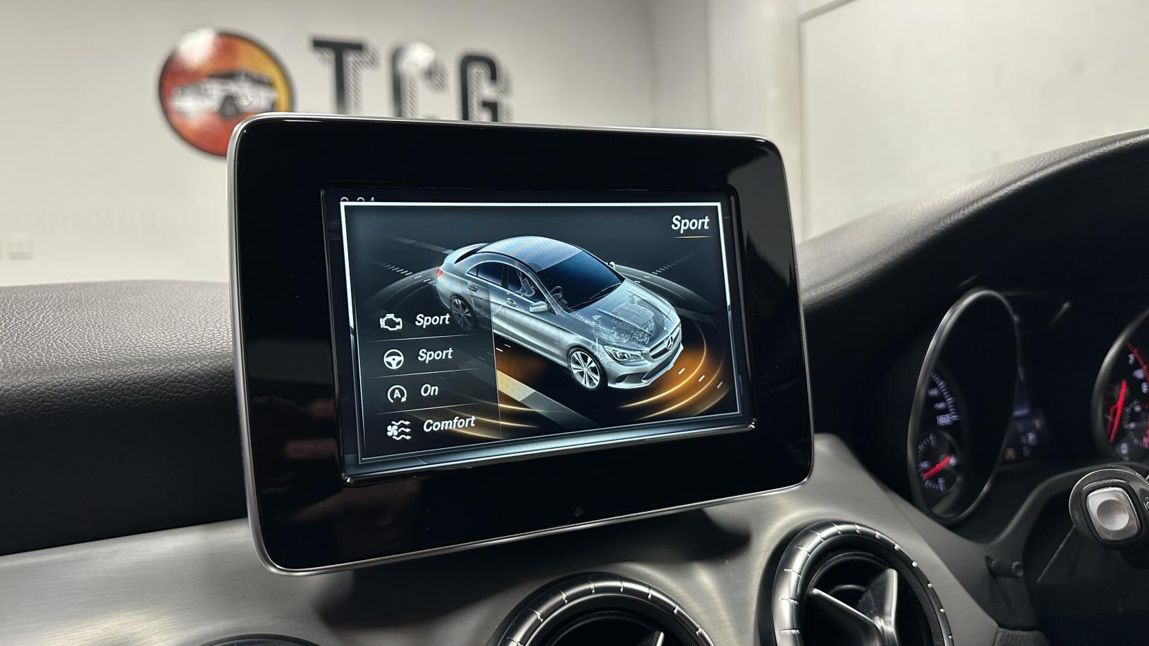 Mercedes-Benz CLA 2.1 CLA220d AMG Line Coupe 4dr Diesel 7G-DCT Euro 6 (s/s) (177 ps)