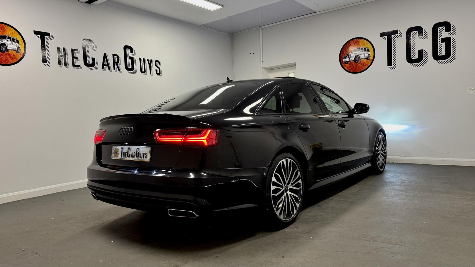 Audi A6 Saloon 2.0 TDI ultra Black Edition Saloon 4dr Diesel S Tronic Euro 6 (s/s) (190 ps)