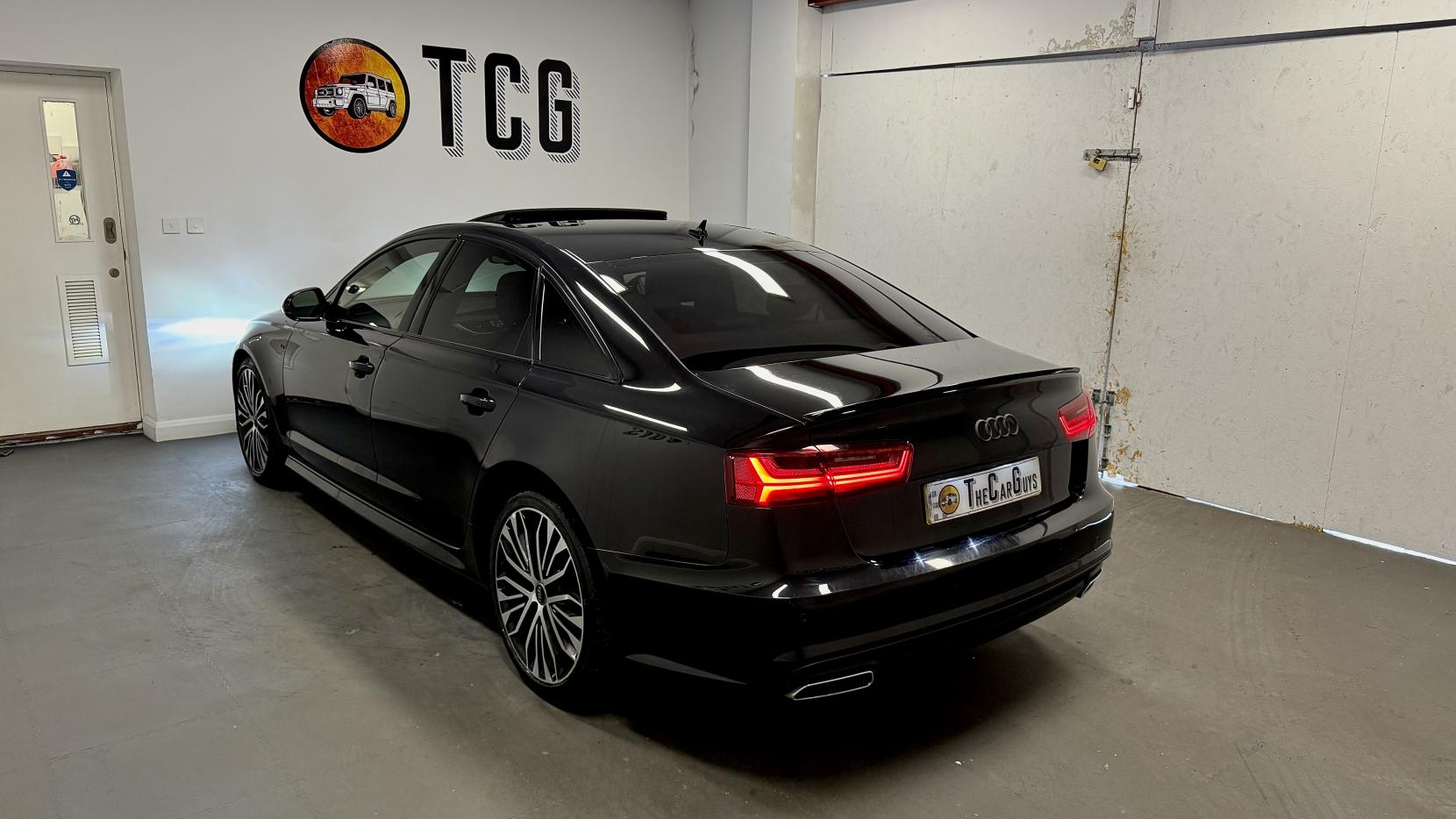 Audi A6 Saloon 2.0 TDI ultra Black Edition Saloon 4dr Diesel S Tronic Euro 6 (s/s) (190 ps)
